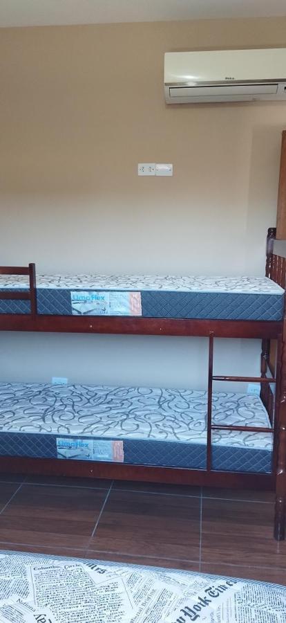 Residencial Sol De Verao - Proximo Da Praia Βίλα Matinhos Εξωτερικό φωτογραφία